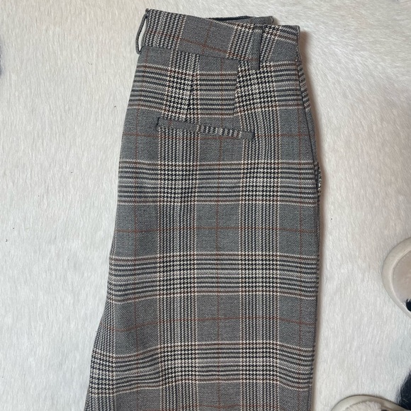 Express Editor Mid Rise Cropped Wide Leg Pant - Picture 8 of 8